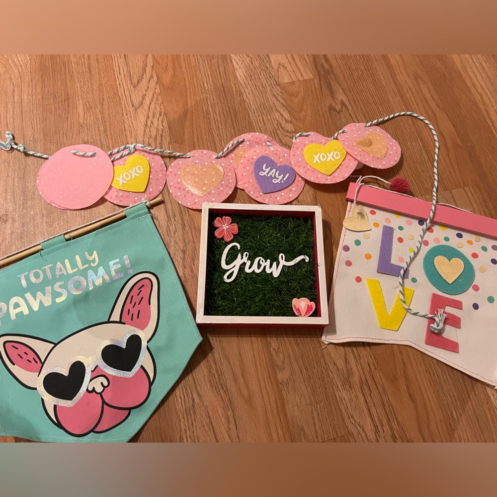 Girls room decor!
